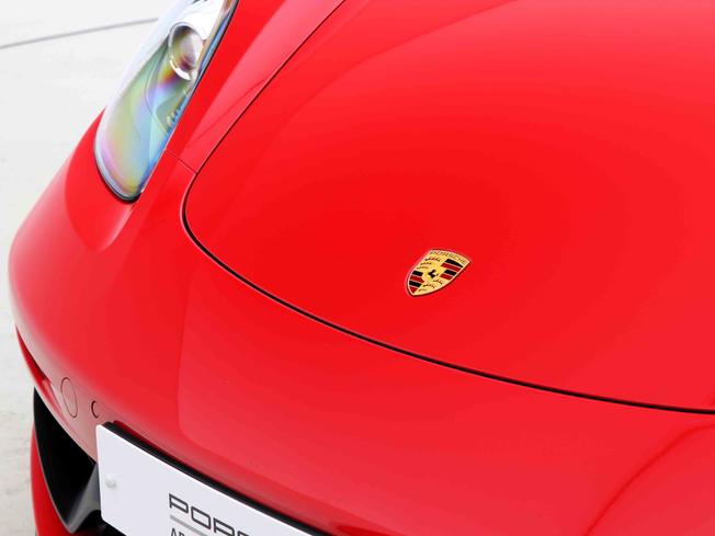PORSCHE 718 Cayman Photo 16