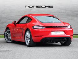 PORSCHE 718 Cayman Photo 2