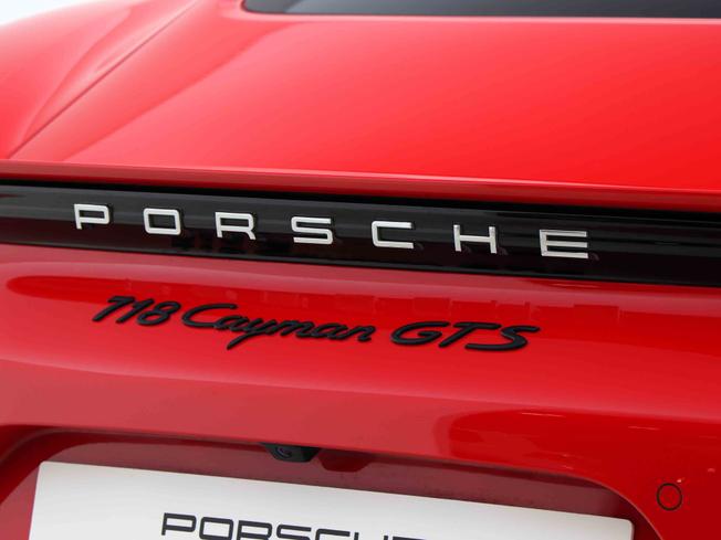 PORSCHE 718 Cayman Photo 22