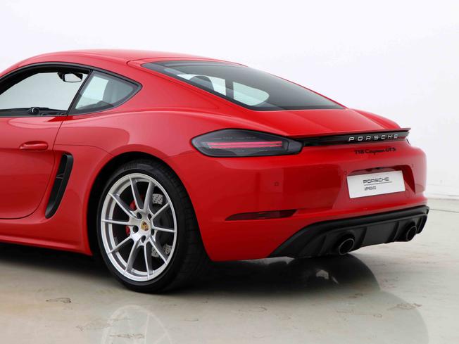 PORSCHE 718 Cayman Photo 24