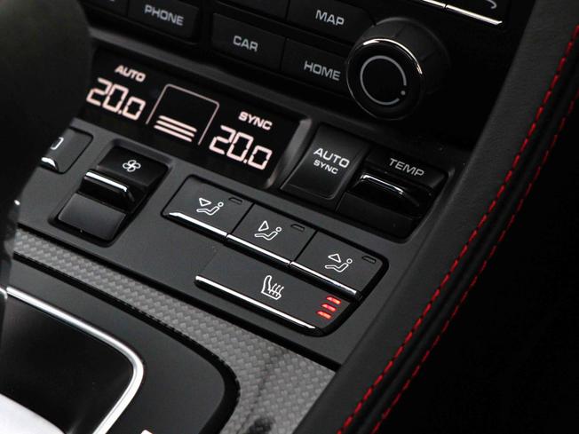PORSCHE 718 Cayman Photo 42