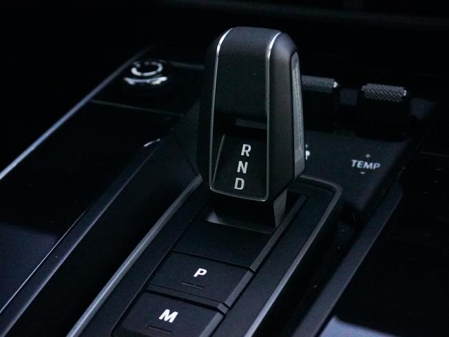 PORSCHE 911 Photo 27