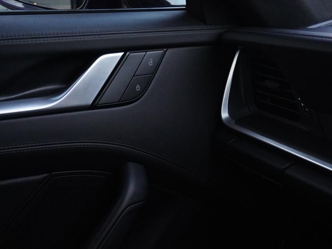 PORSCHE 911 Photo 32