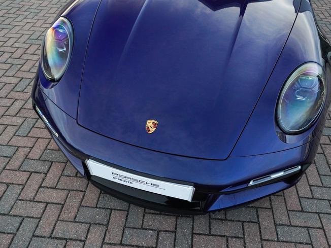 PORSCHE 911 Photo 43