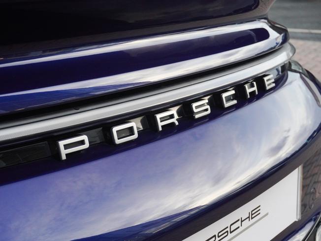 PORSCHE 911 Photo 46