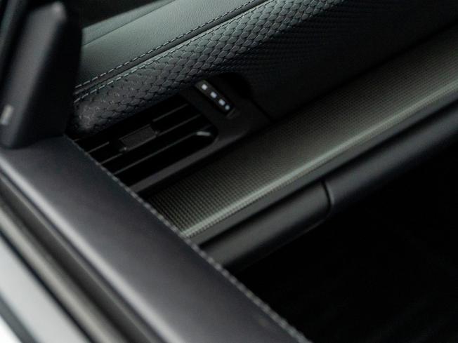 PORSCHE 911 Photo 28