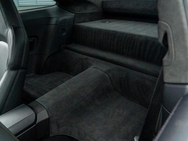 PORSCHE 911 Photo 29