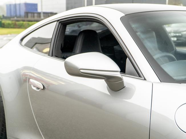 PORSCHE 911 Photo 32