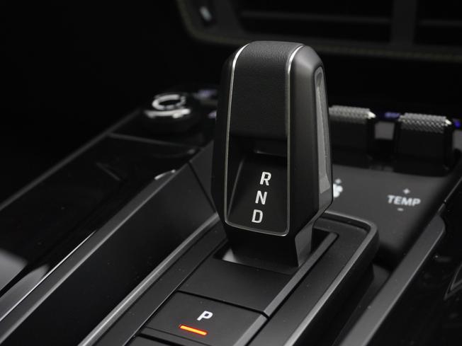 PORSCHE 911 Photo 24