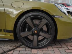 PORSCHE 911 Photo 4