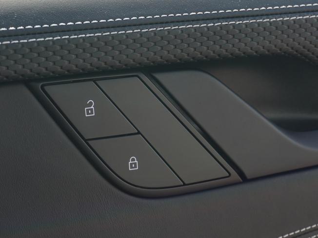 PORSCHE 911 Photo 25