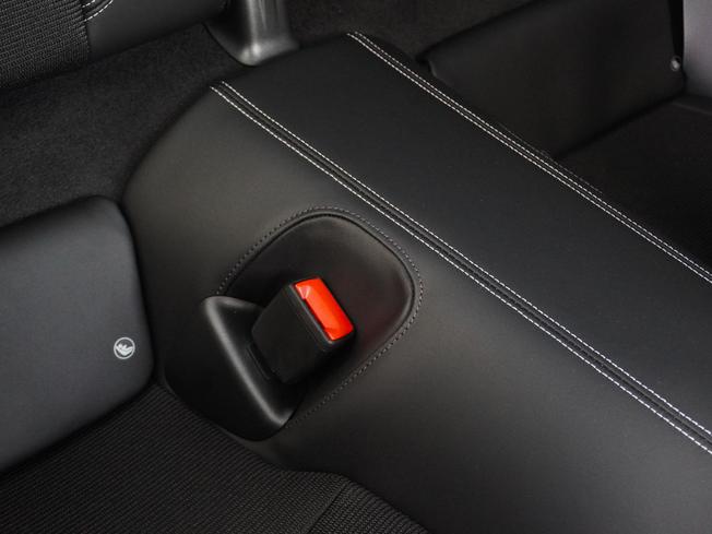 PORSCHE 911 Photo 35