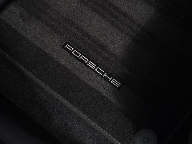 PORSCHE 911 Photo 44
