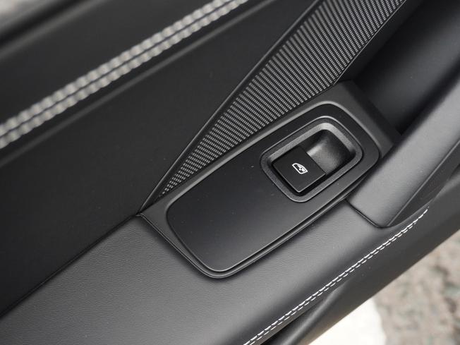 PORSCHE 911 Photo 47