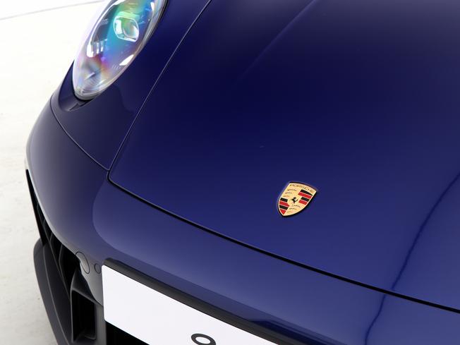 PORSCHE 911 Photo 13