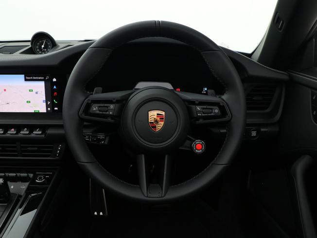 PORSCHE 911 Photo 37