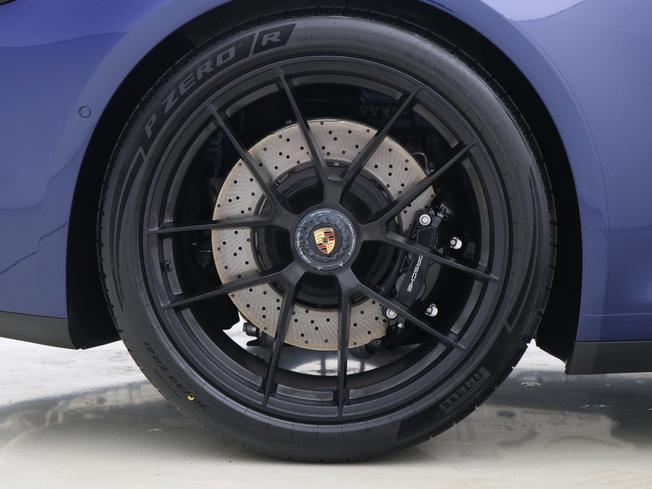 PORSCHE 911 Photo 4
