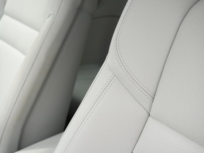 PORSCHE 911 Photo 16