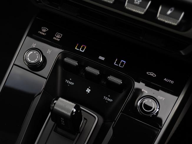 PORSCHE 911 Photo 31