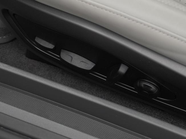 PORSCHE 911 Photo 38