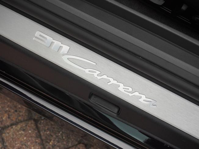 PORSCHE 911 Photo 39