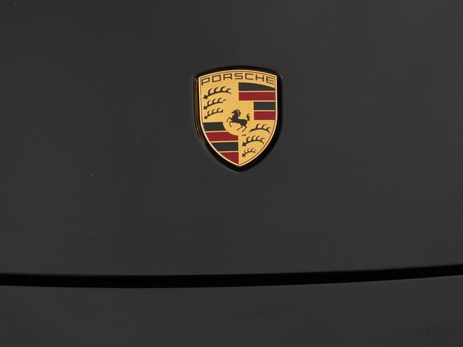 PORSCHE 911 Photo 46