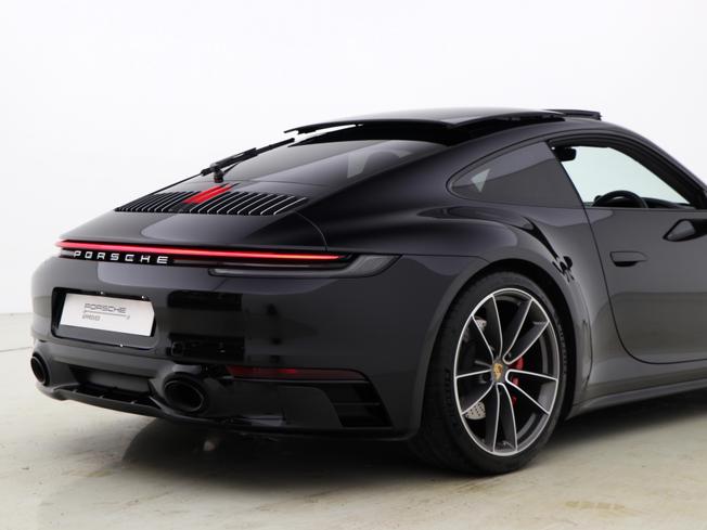 PORSCHE 911 Photo 19