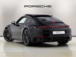 PORSCHE 911 Photo 2