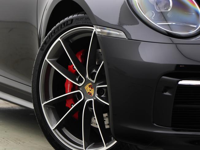 PORSCHE 911 Photo 22