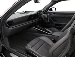 PORSCHE 911 Photo 3