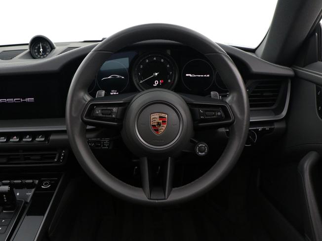 PORSCHE 911 Photo 33
