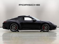 PORSCHE 911 Photo 5