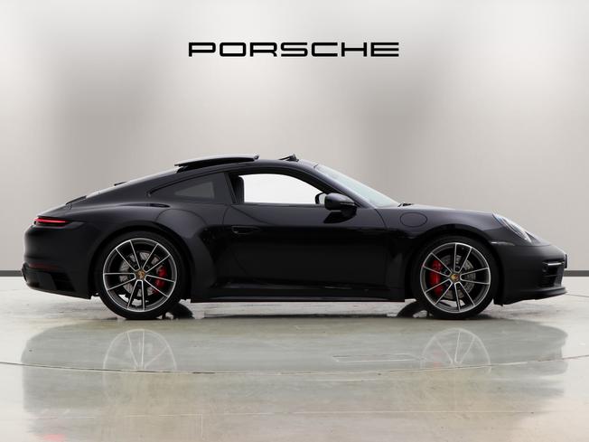 PORSCHE 911 Photo 5