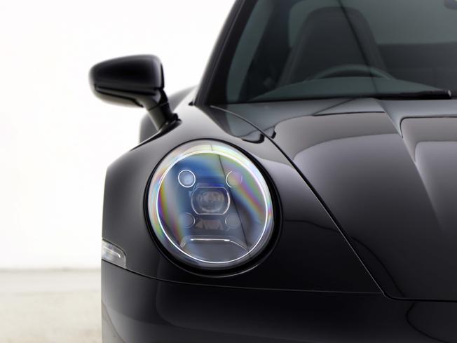 PORSCHE 911 Photo 8