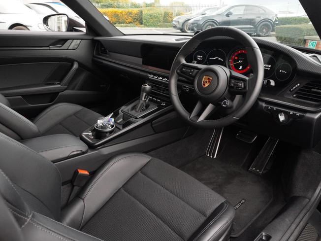 PORSCHE 911 Photo 3
