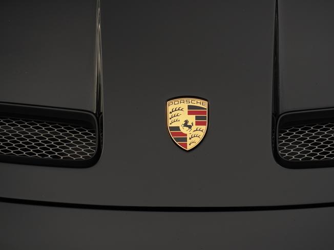 PORSCHE 911 Photo 46