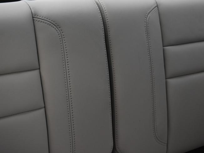 PORSCHE 911 Photo 10
