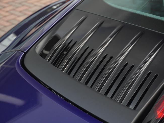 PORSCHE 911 Photo 32