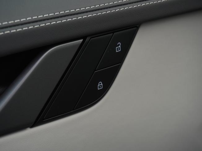 PORSCHE 911 Photo 38
