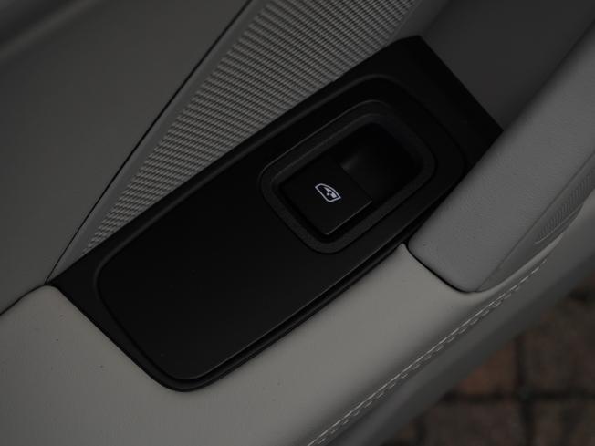 PORSCHE 911 Photo 39