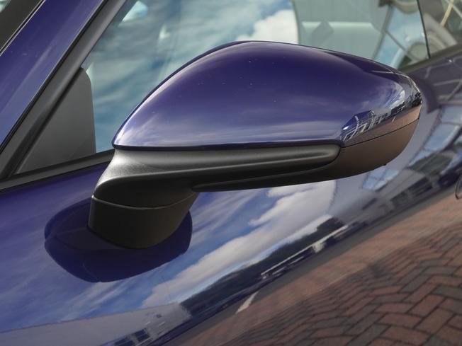 PORSCHE 911 Photo 46