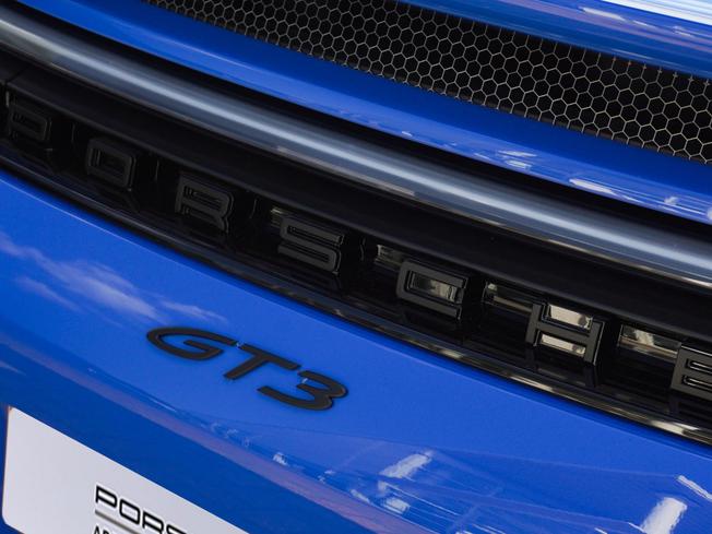 PORSCHE 911 Photo 34