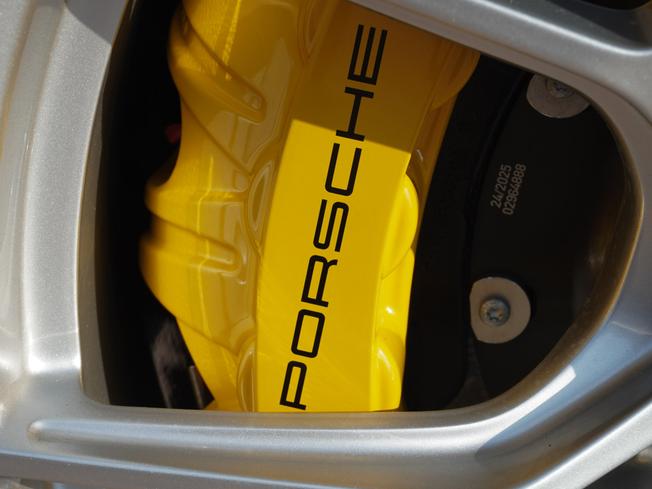 PORSCHE 911 Photo 36
