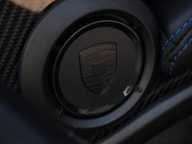 PORSCHE 911 Photo 48