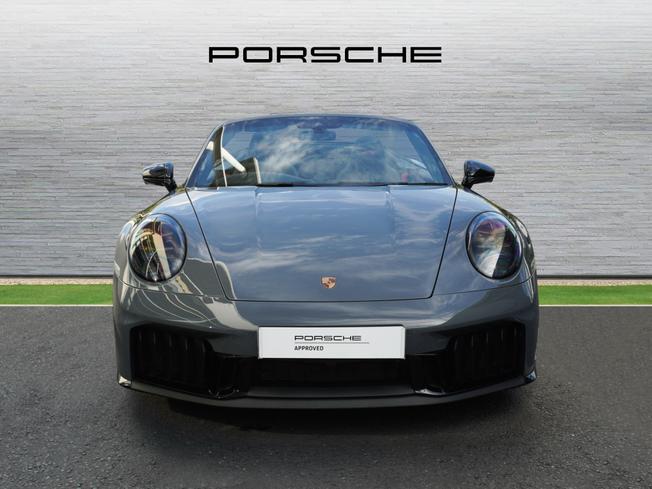 PORSCHE 911 Photo 6