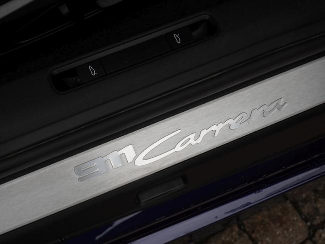 Porsche 911 Photo 14