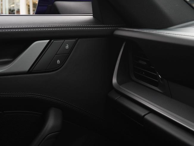 Porsche 911 Photo 35