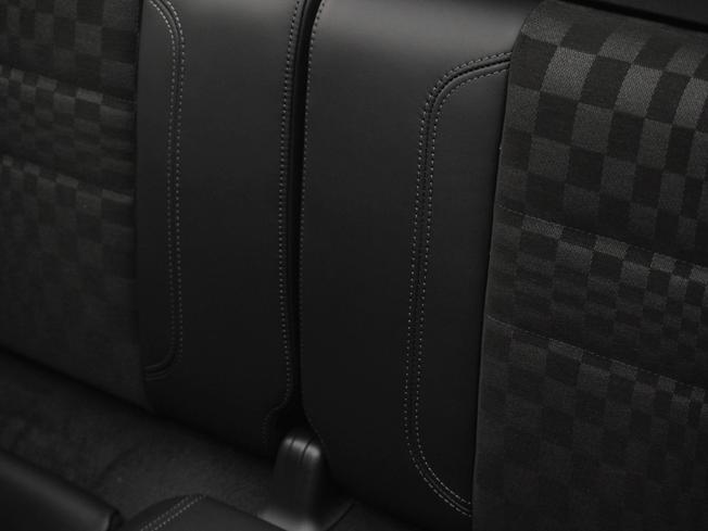PORSCHE 911 Photo 25