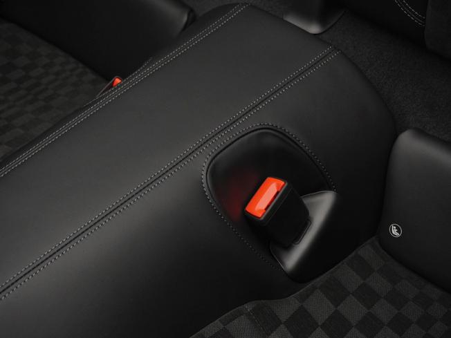 PORSCHE 911 Photo 26
