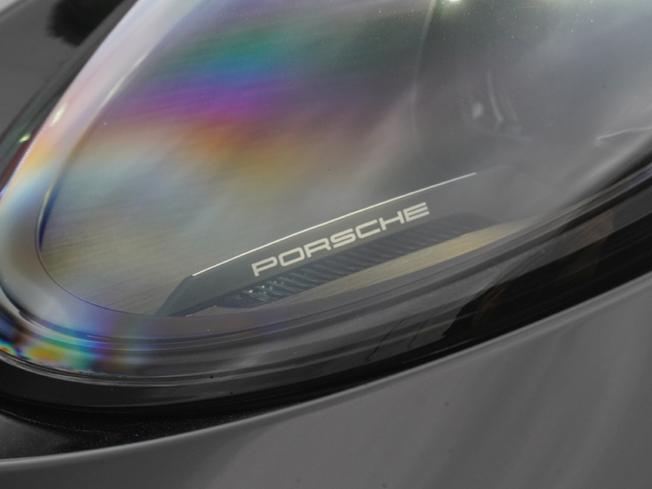 PORSCHE 911 Photo 32